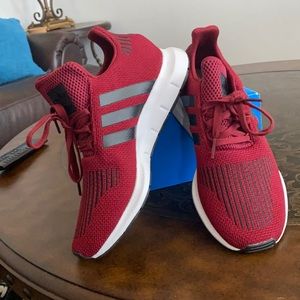 Big kids/Women’s Adidas Swift Run J Shoe